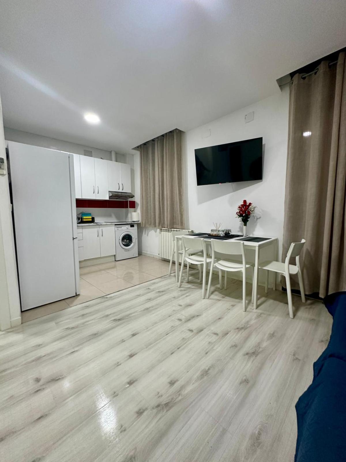 Empecinado 2 Personas Apartment Alcalá de Henares Екстериор снимка